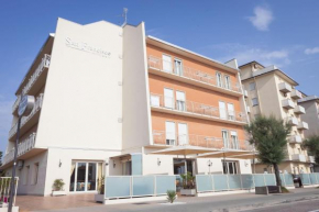  Hotel San Francisco  Лидо Дель Савио
